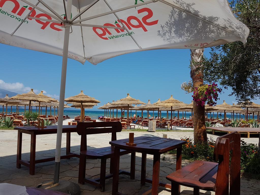 Flori Beach Apartment Radhimë Eksteriør bilde