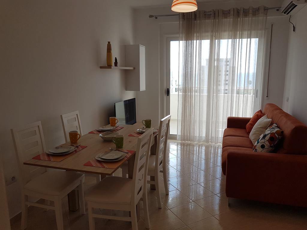 Flori Beach Apartment Radhimë Eksteriør bilde